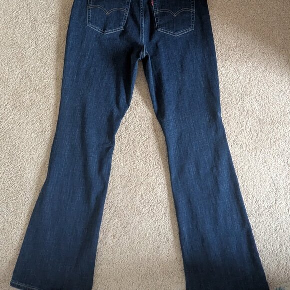 NWOT - Levi's High Rise 725 Bootcut Jeans - 33x32 - Picture 3 of 4